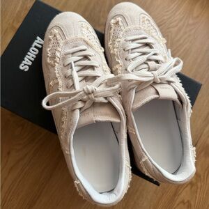 ALOHAS Beige Lace Detail Sneakers